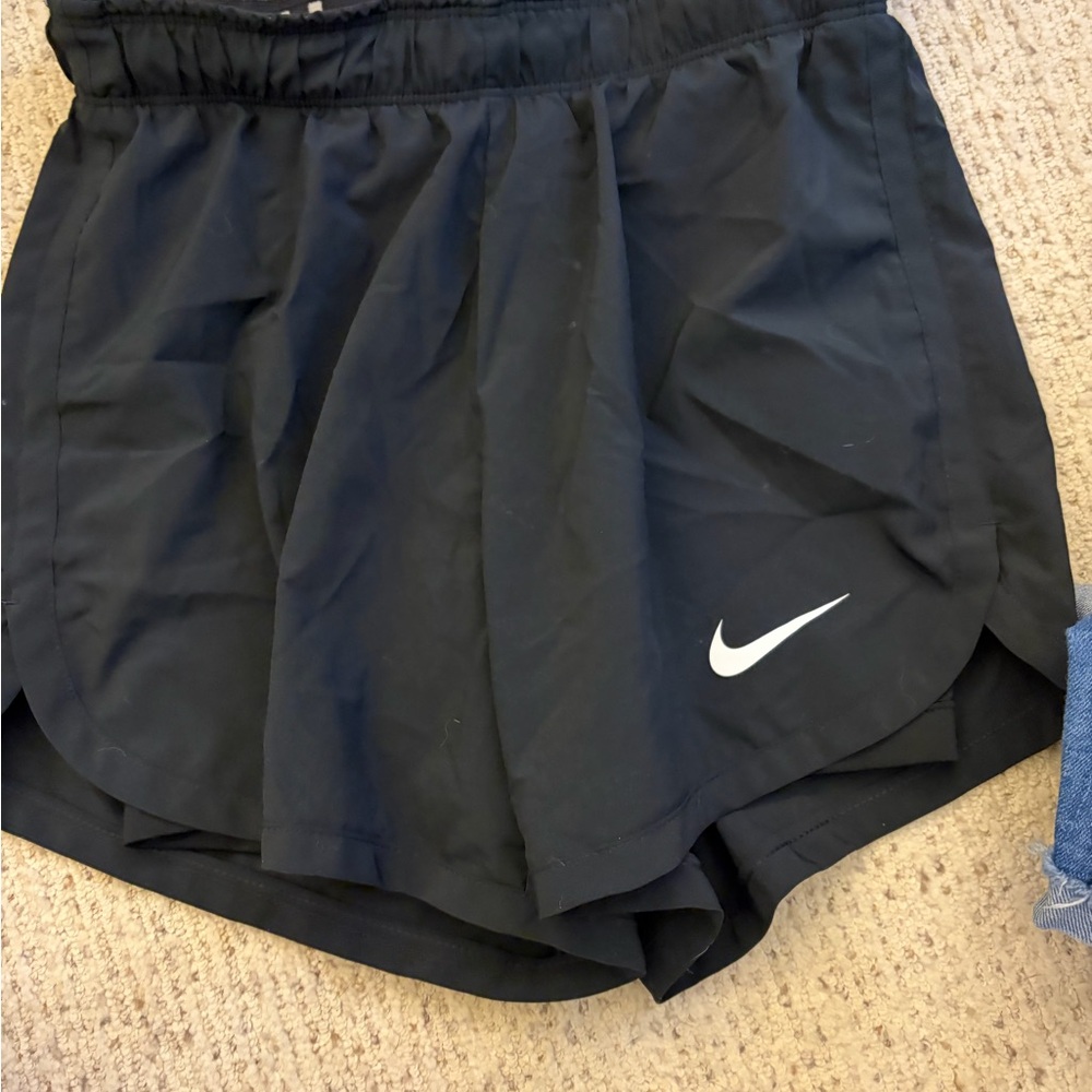 lululemon athletica and other name brand bundle of Athletic Shorts!! - Picture 4 of 14